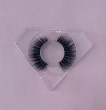 Load image into Gallery viewer, Andrea